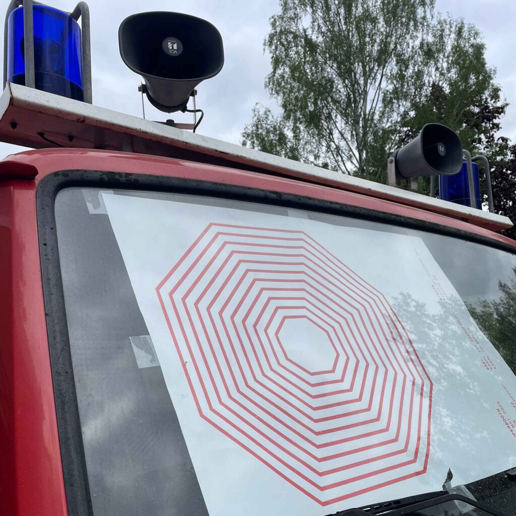 Umgebung: Plakatsituation mit Feuerwehr 2026